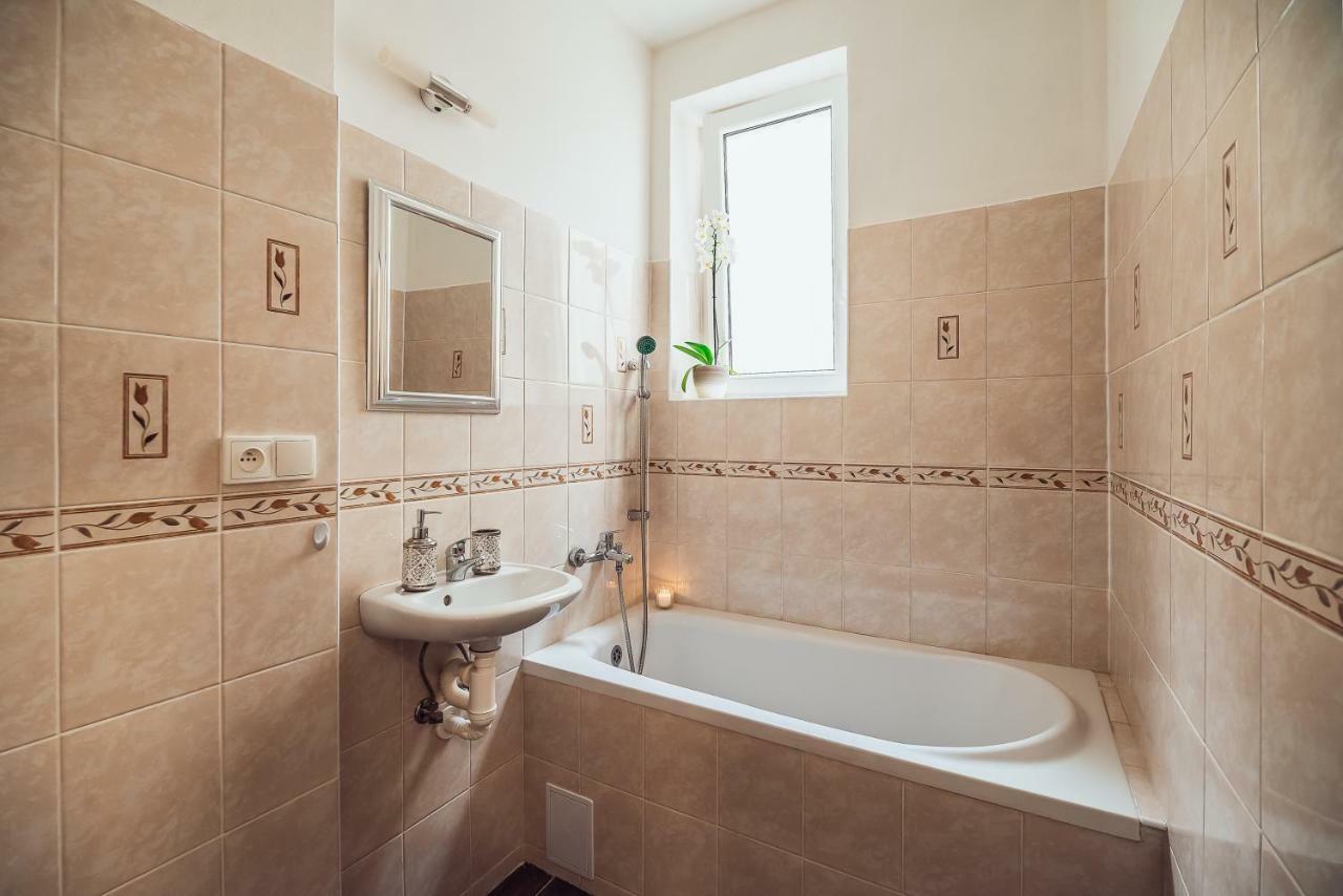 Skodova Apartments Přerov Extérieur photo