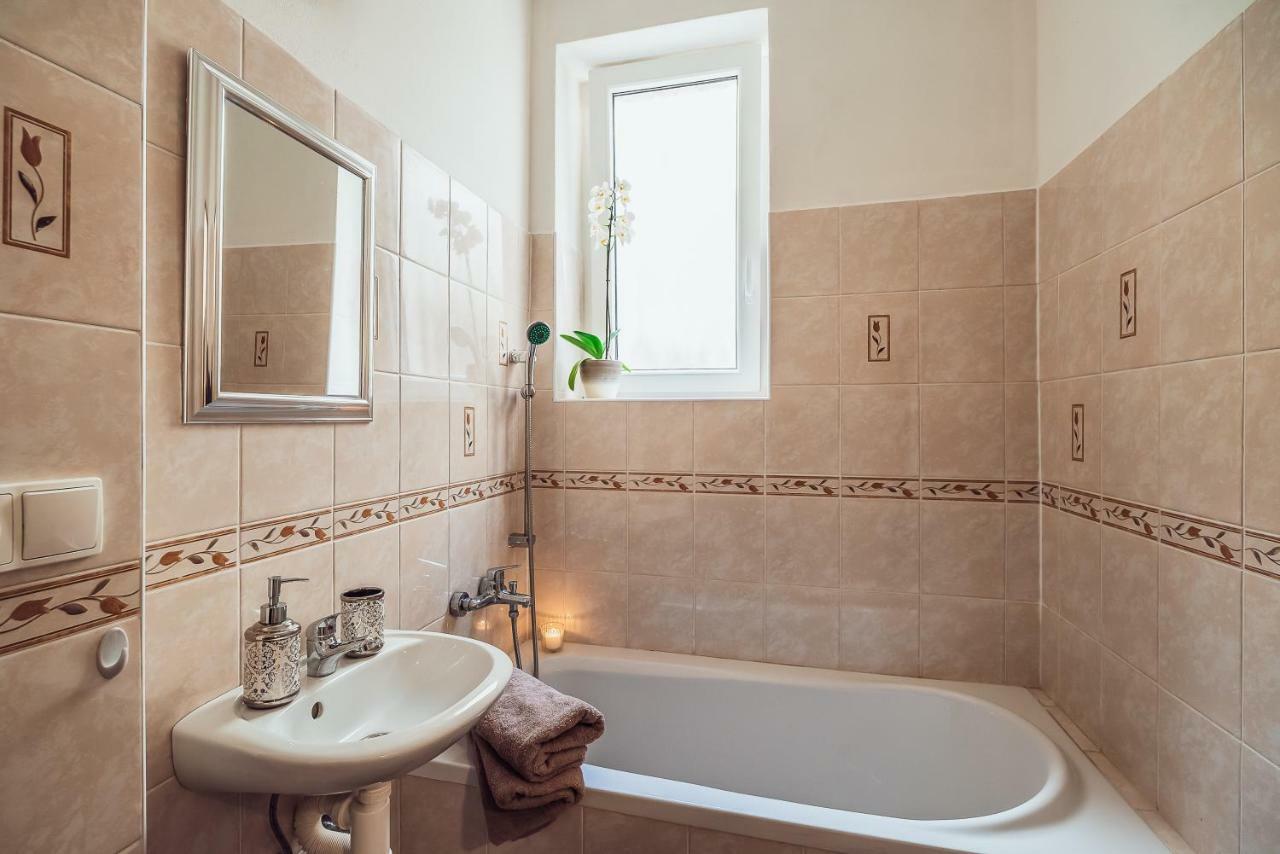 Skodova Apartments Přerov Extérieur photo